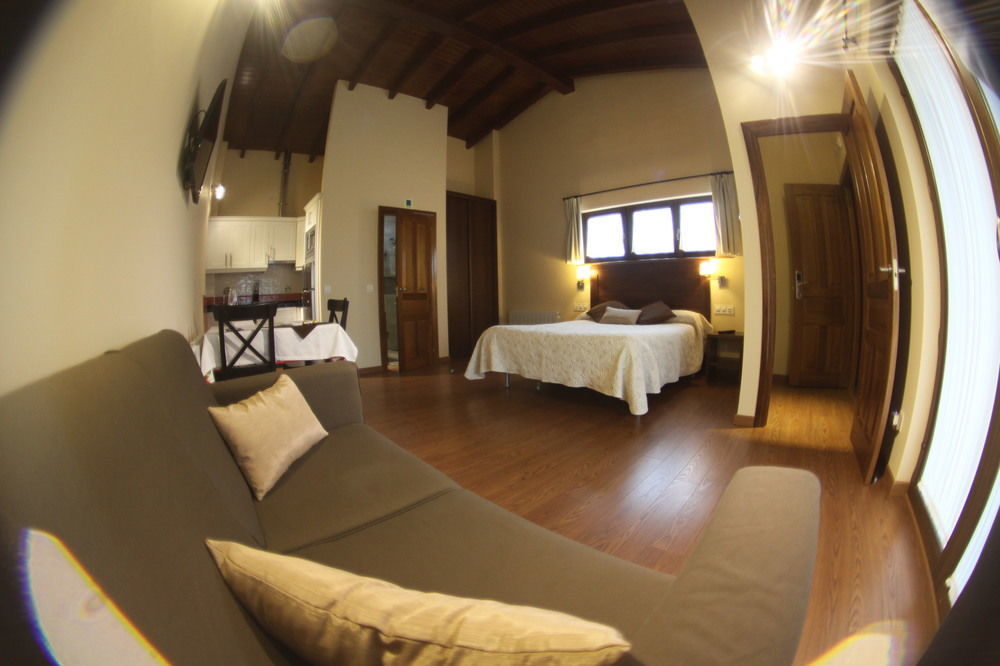 Casona De Llanorrozo Rurales *